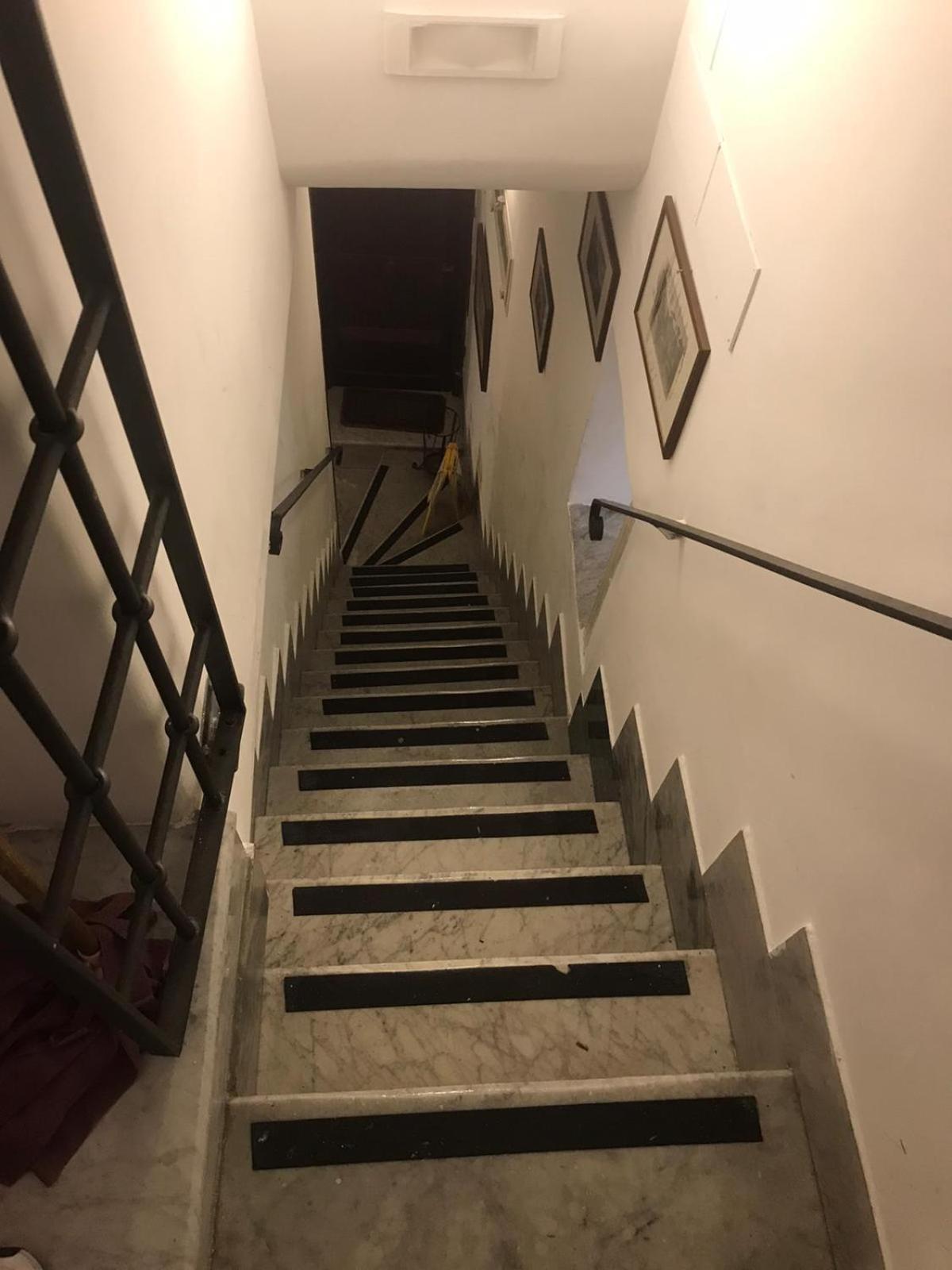 Guide Tour Apartments Napoli Ngoại thất bức ảnh