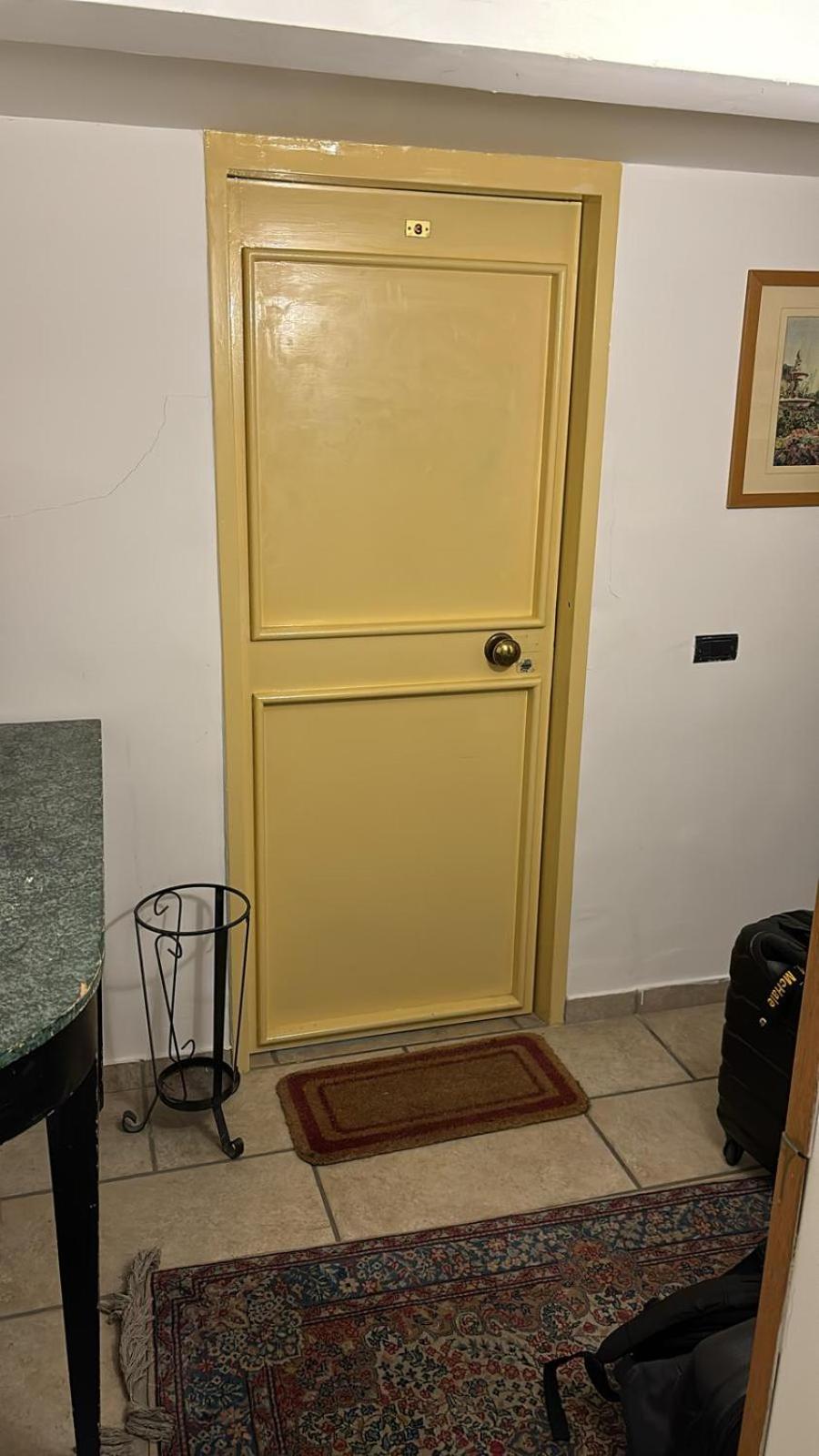 Guide Tour Apartments Napoli Ngoại thất bức ảnh
