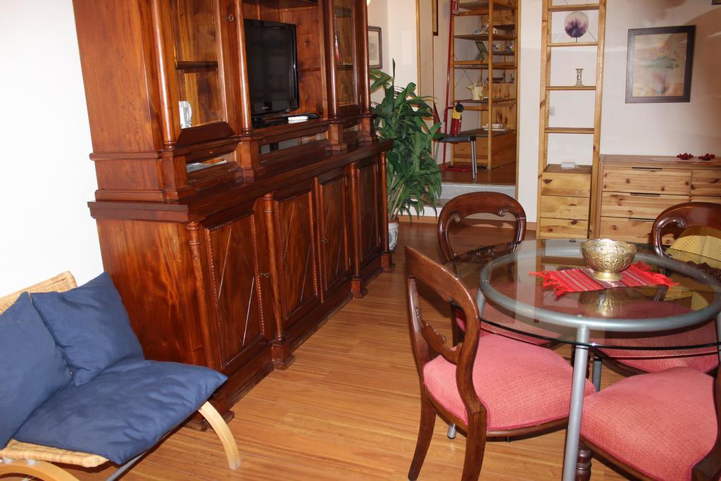 Guide Tour Apartments Napoli Ngoại thất bức ảnh