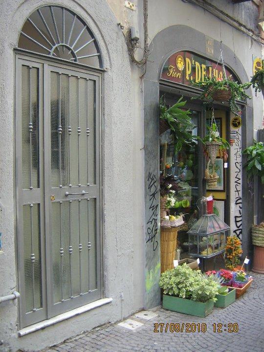 Guide Tour Apartments Napoli Ngoại thất bức ảnh
